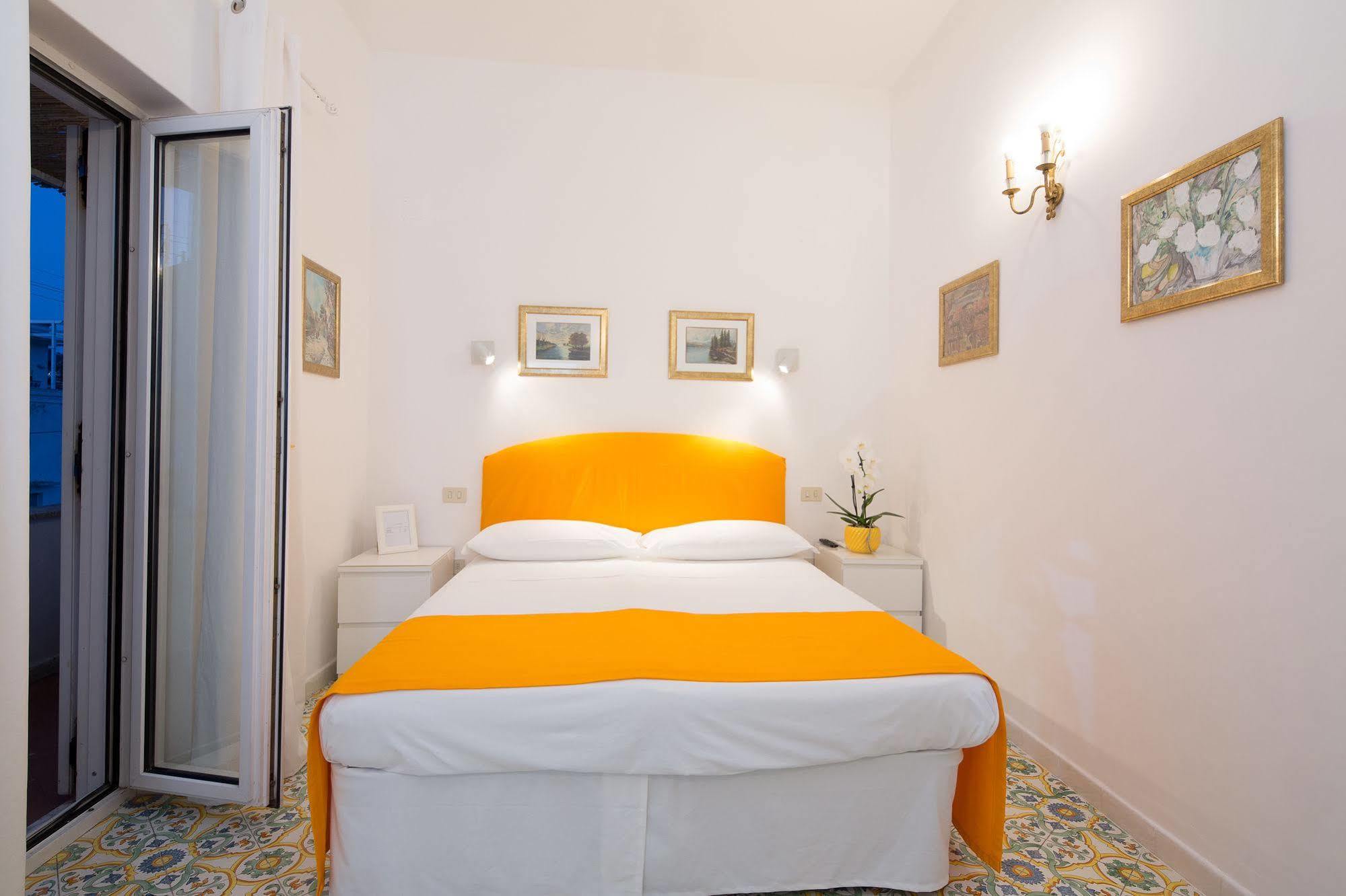 Marlin Guest House Κάπρι Εξωτερικό φωτογραφία